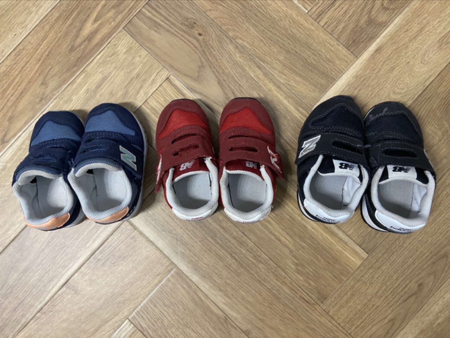 ニューバランス NB キッズ スニーカー セットの写真2枚目