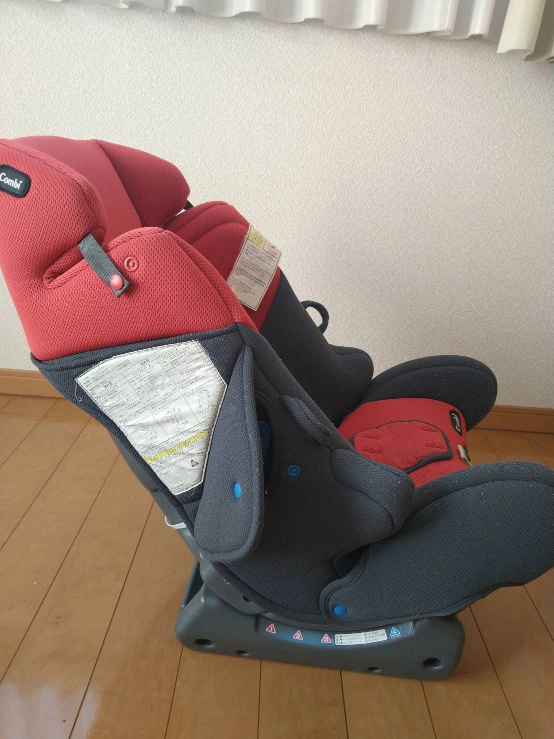 チャイルドシート売りますの写真4枚目