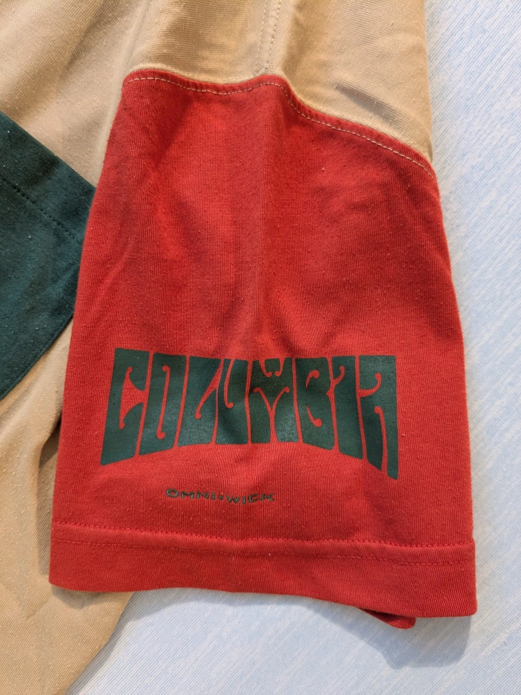 《断捨離 処分特価》Columbia Tシャツ Mサイズ(ベージュ・緑・赤・青)の写真4枚目