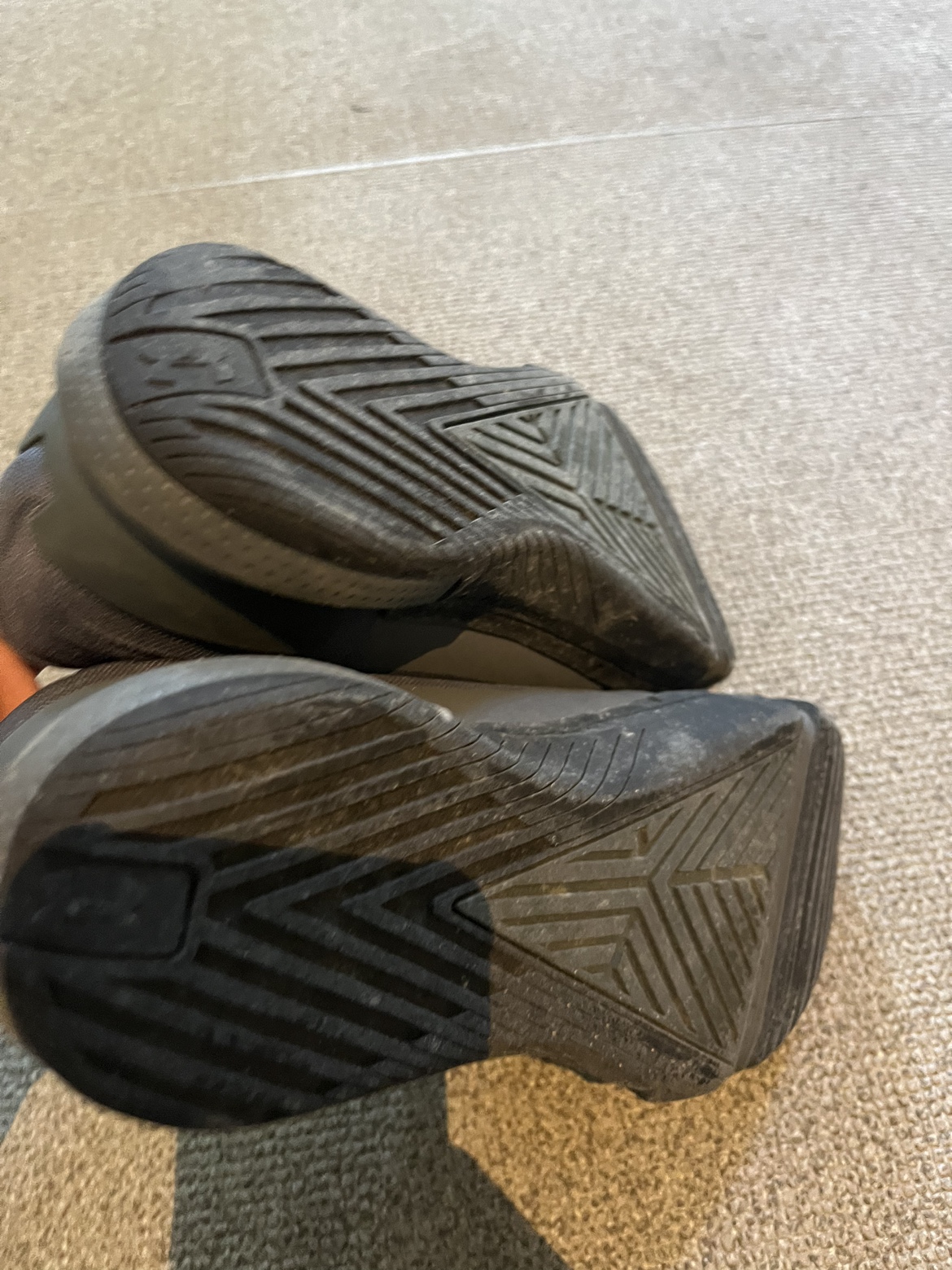 UNDER ARMOUR トレーニングシューズ　アンダーアーマーの写真4枚目