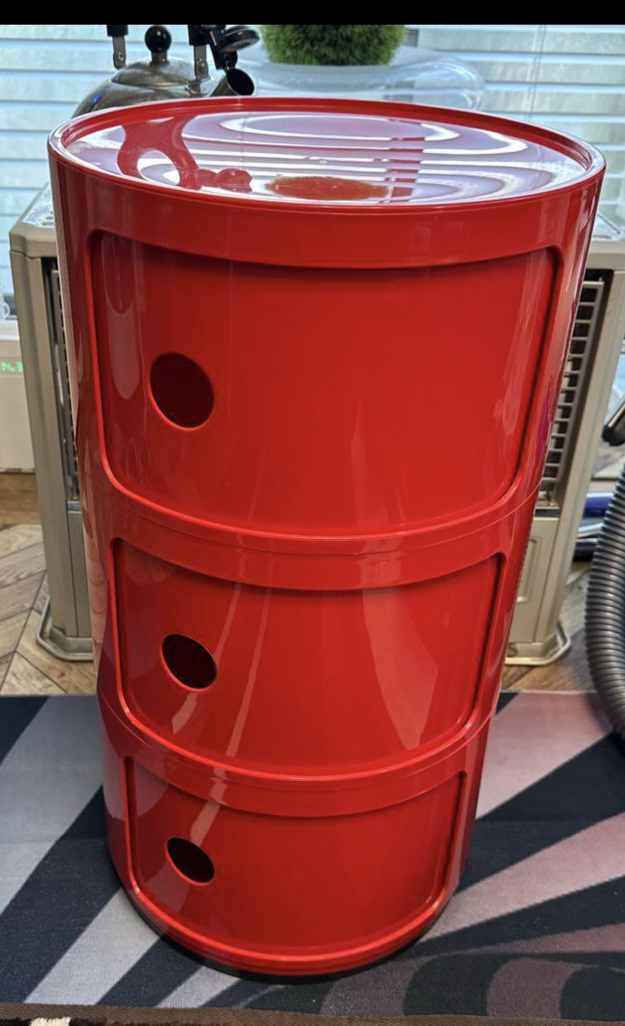 kartellカルテル コンポニビリ3段