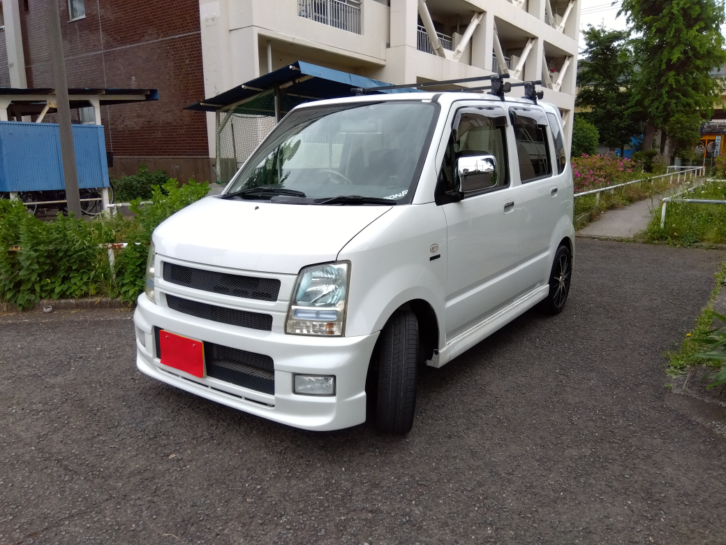 （ご成約）【希少色】☆ＲＲ仕様！☆スズキ☆ワゴンＲ☆FX☆4WD☆5MT☆の写真7枚目