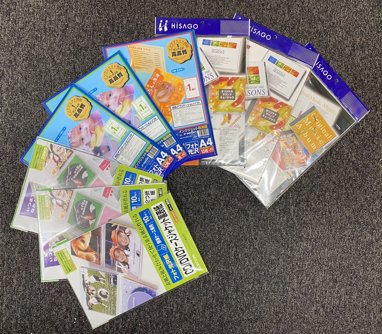 CD/DVDケース用ラベル(10枚入り×9冊)全部で100円