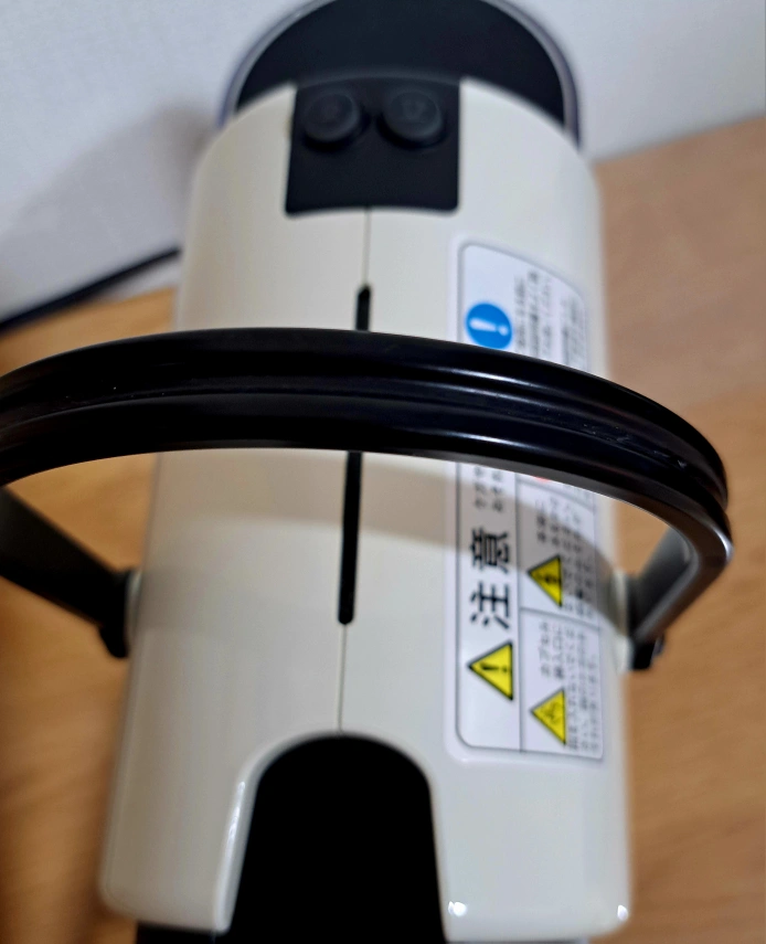 最終値下げ【美品】定価17,600円 Nespresso コーヒーメーカー イニッシアの写真3枚目