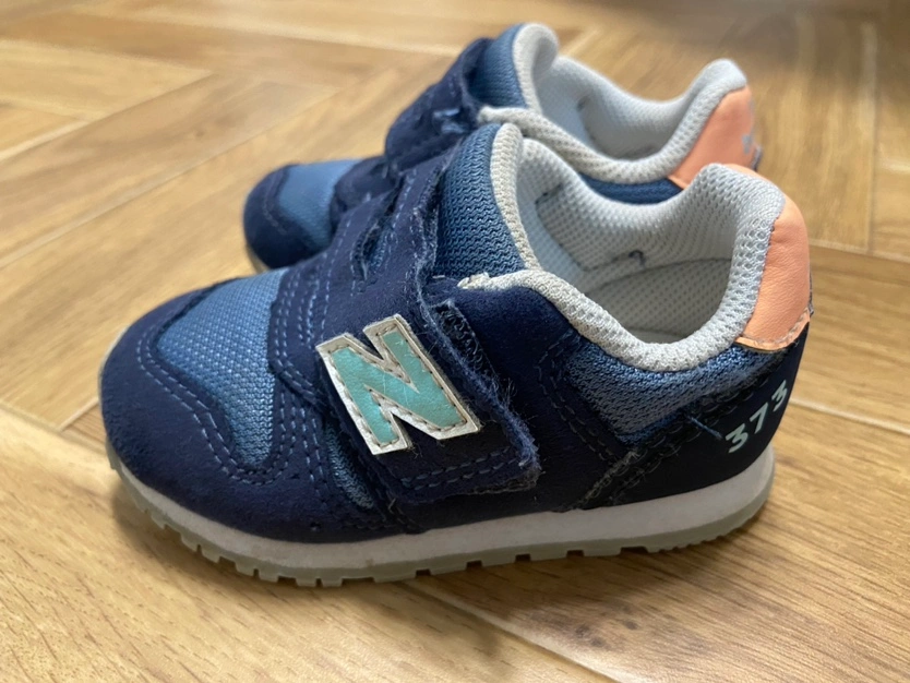 ニューバランス NB キッズ スニーカー セットの写真3枚目