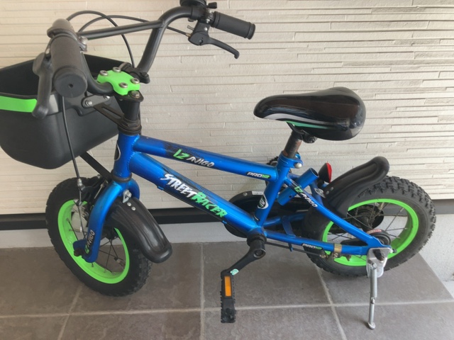 補助輪付き自転車　14インチ