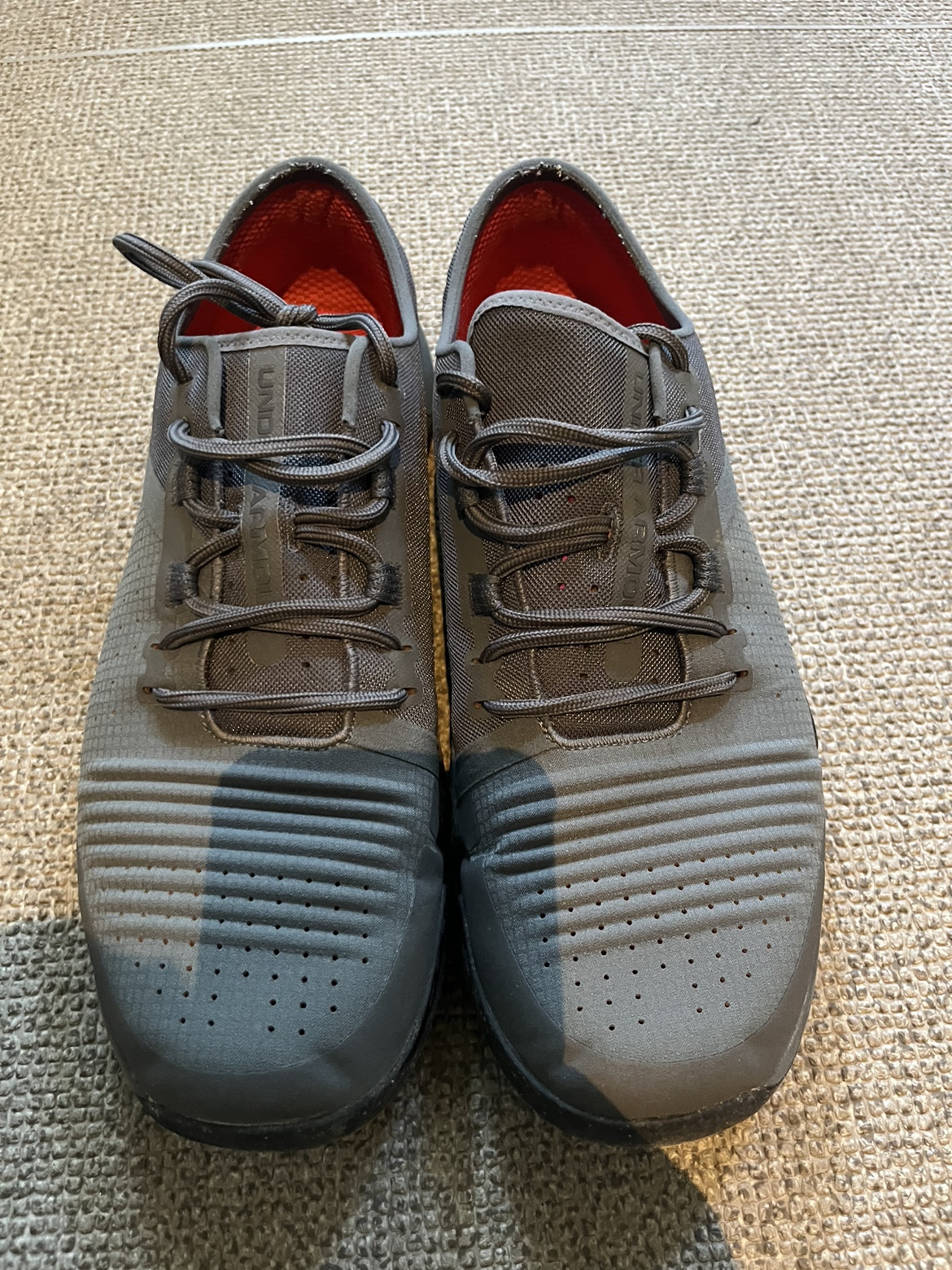 UNDER ARMOUR トレーニングシューズ　アンダーアーマー