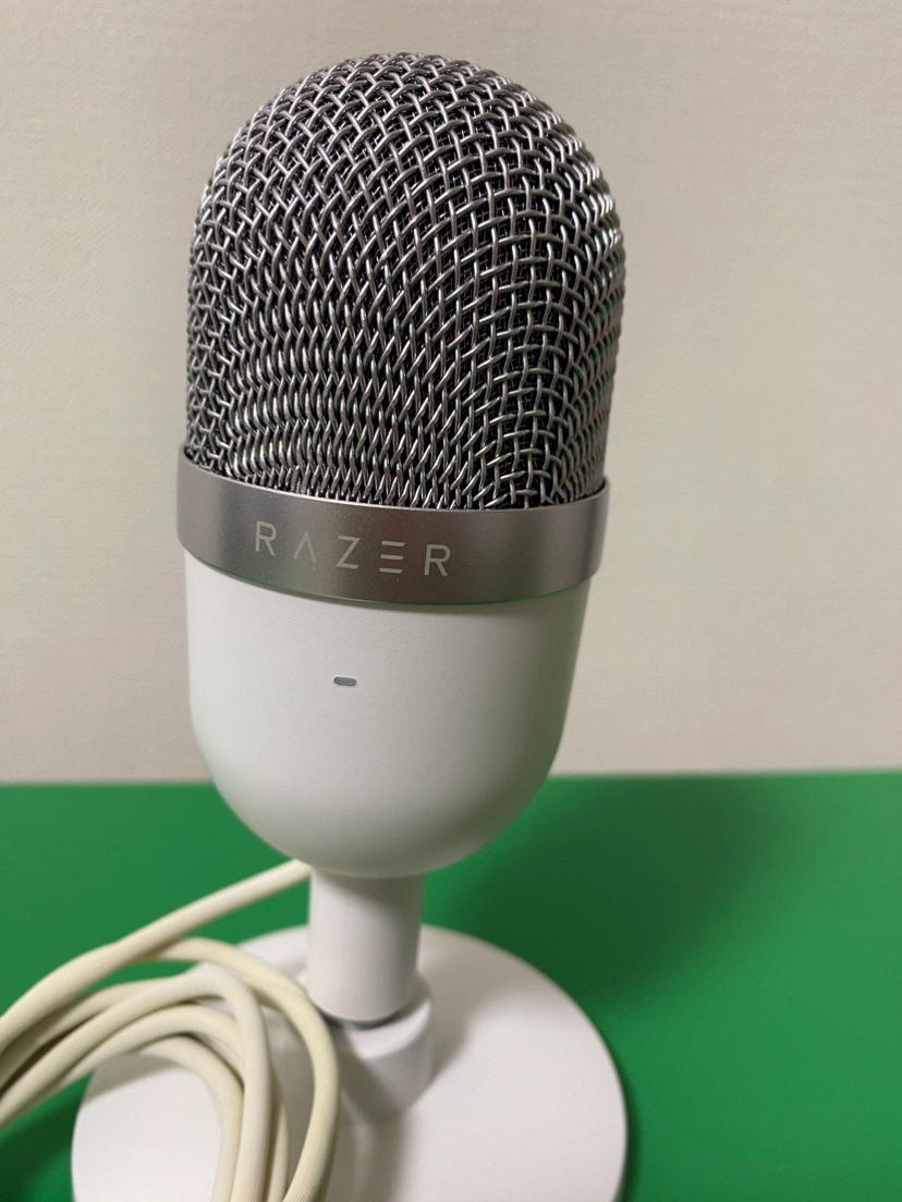 RAZER レイザー RZ19-0345 SEIREN Mini ホワイト ゲーミングマイクの写真2枚目