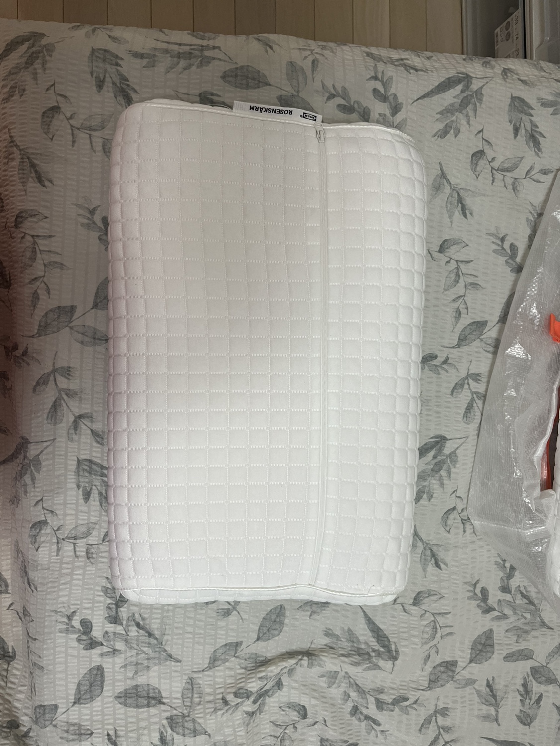 枕　2つの写真2枚目