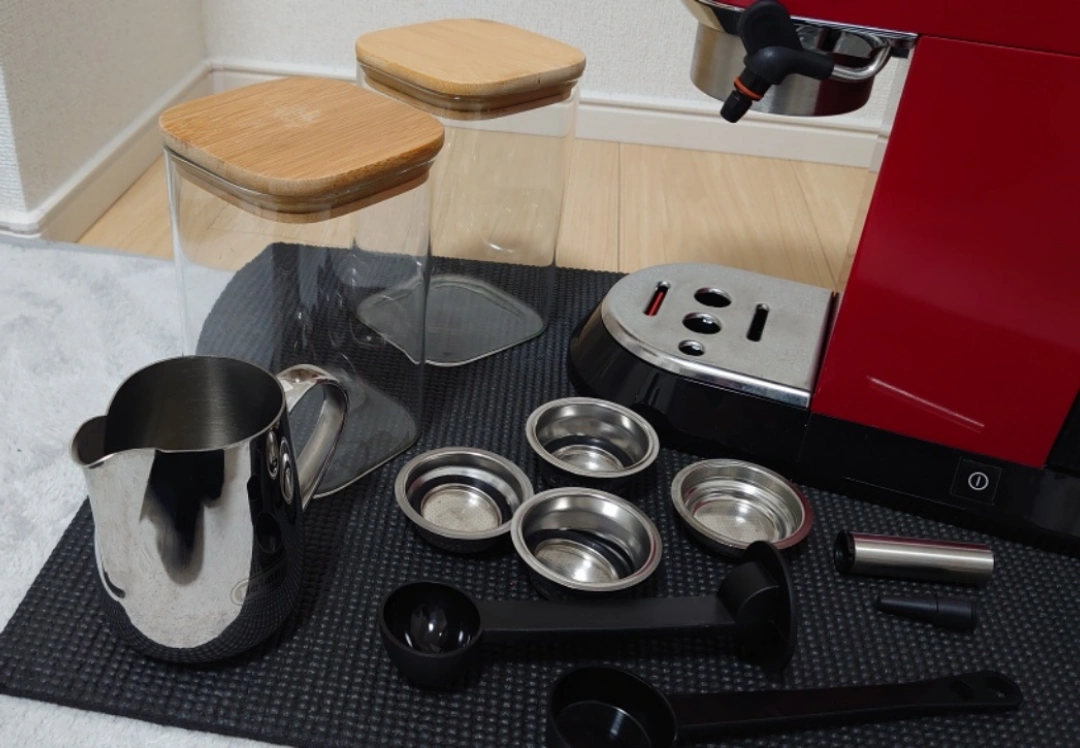 デロンギ (DeLonghi) エスプレッソ・カプチーノメーカー おまけ付きの写真2枚目