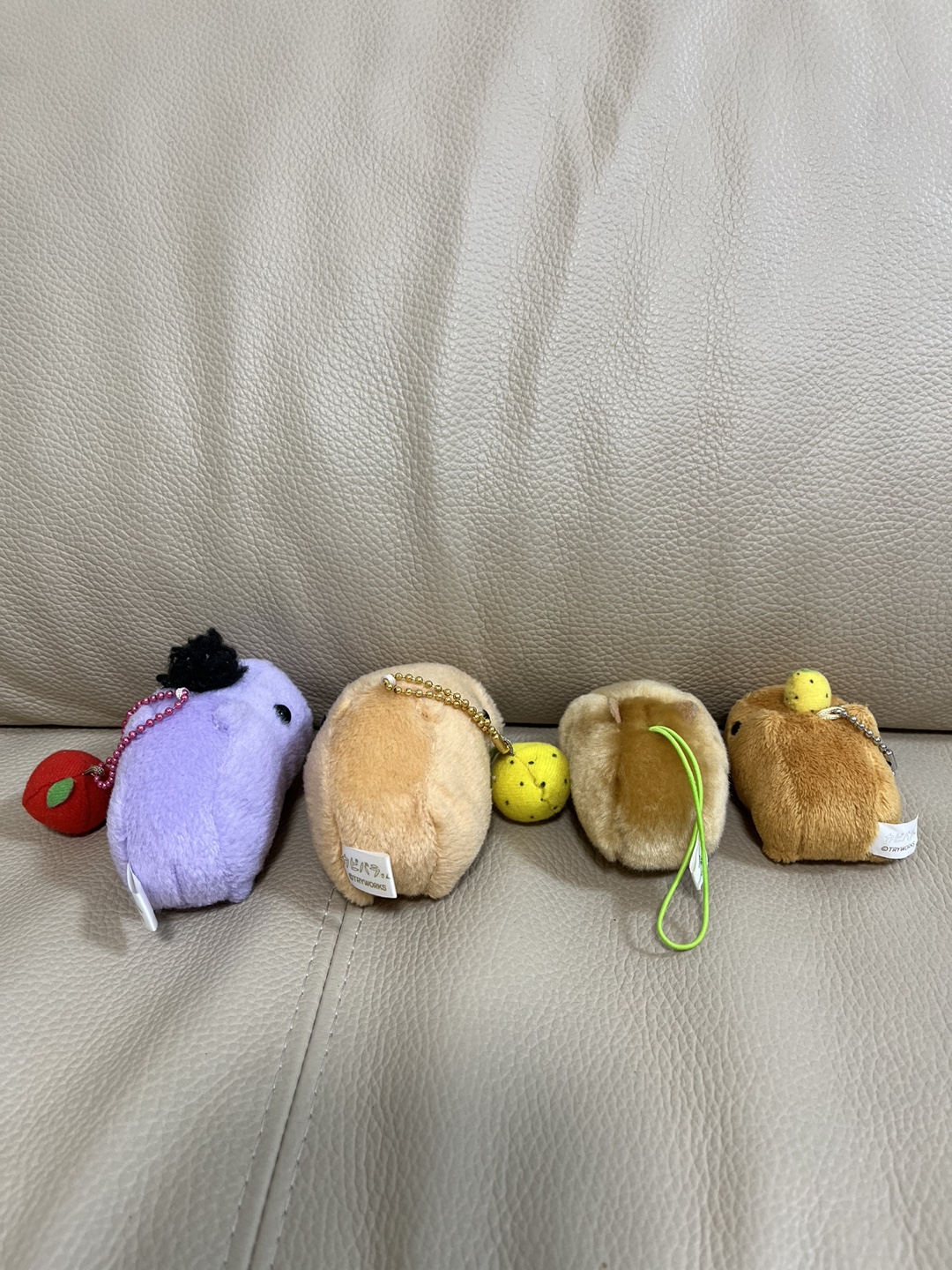 カピパラさんぬいぐるみ4点の写真2枚目