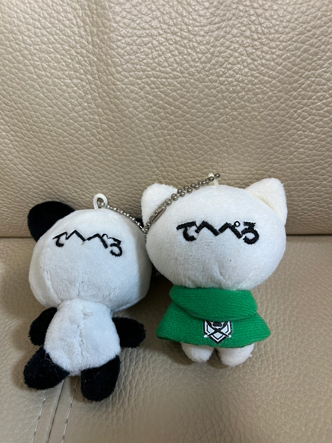 てへぺろ ぬいぐるみ2点の写真2枚目