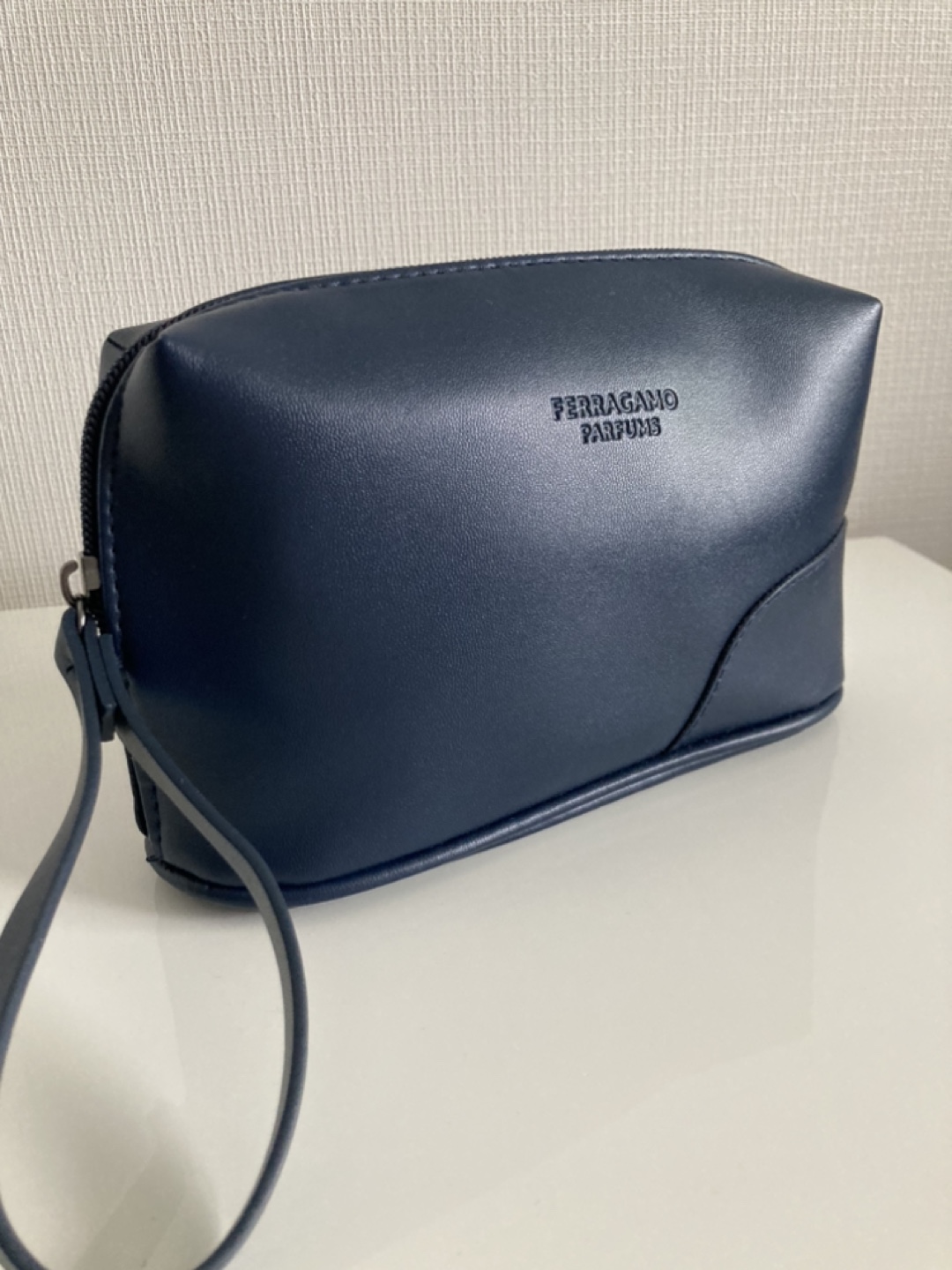 Ferragamo トラベルポーチ