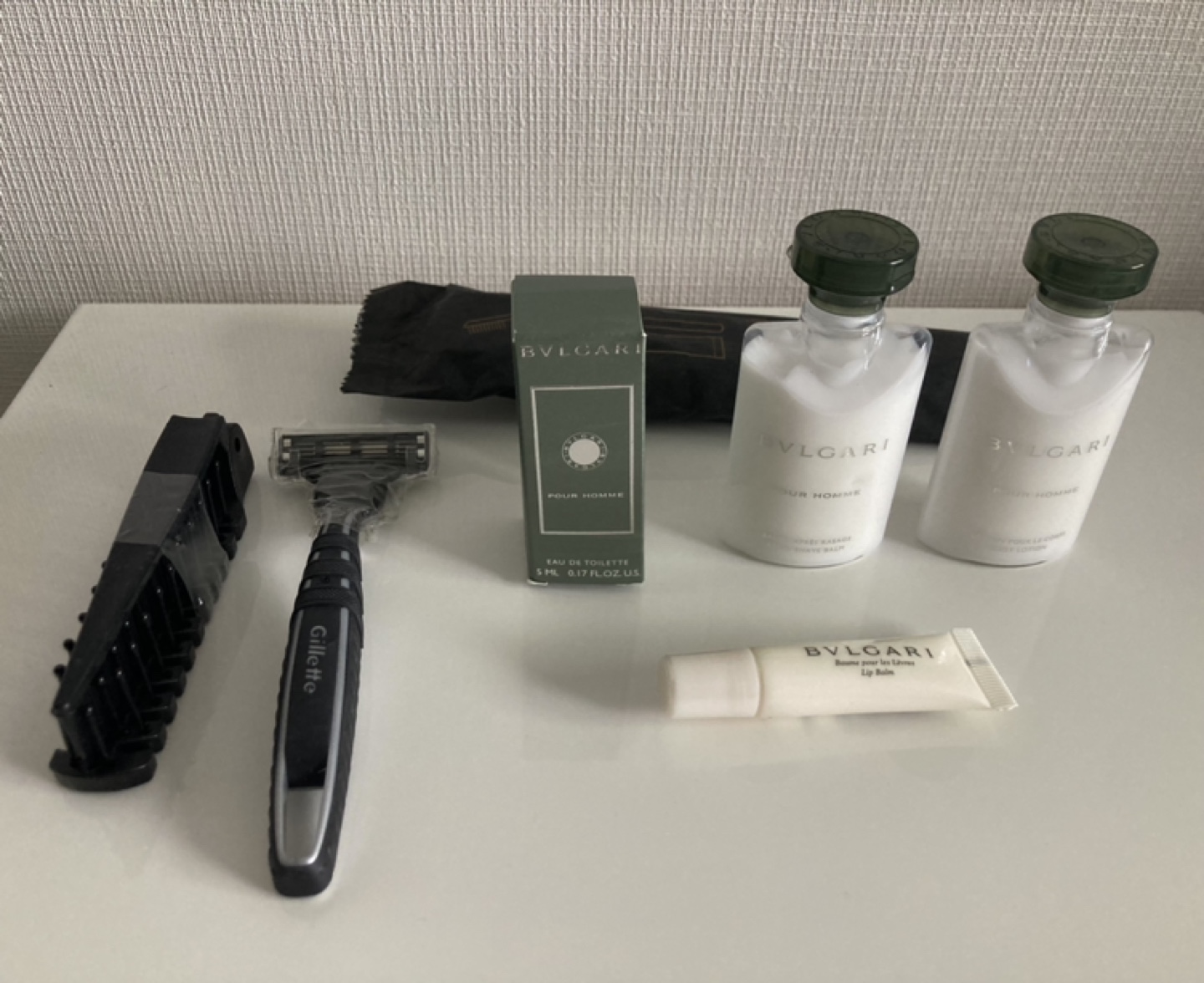Bvlgari トラベルポーチの写真2枚目