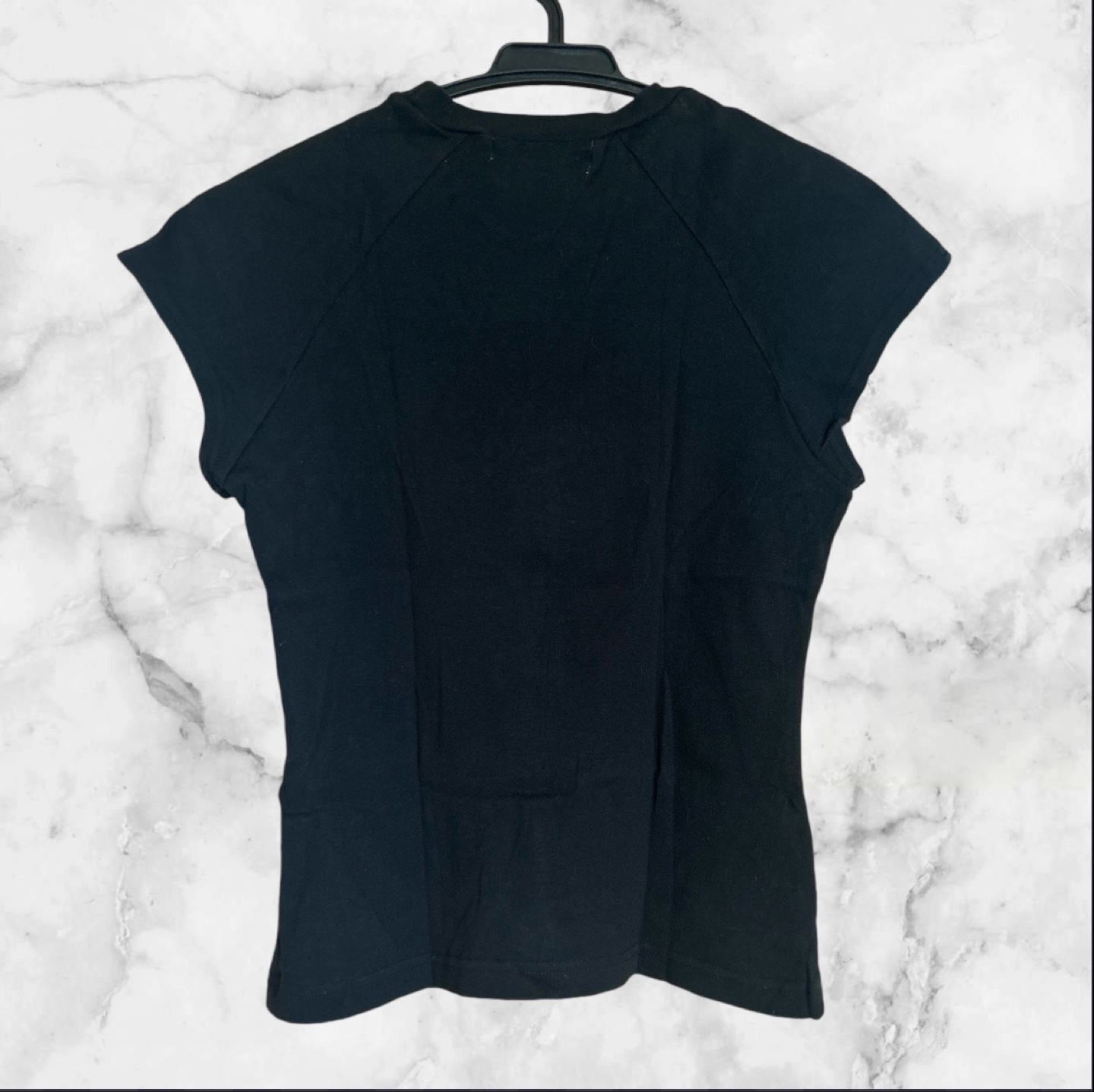 VEZLED Tシャツ　サイズ９　レディースの写真2枚目