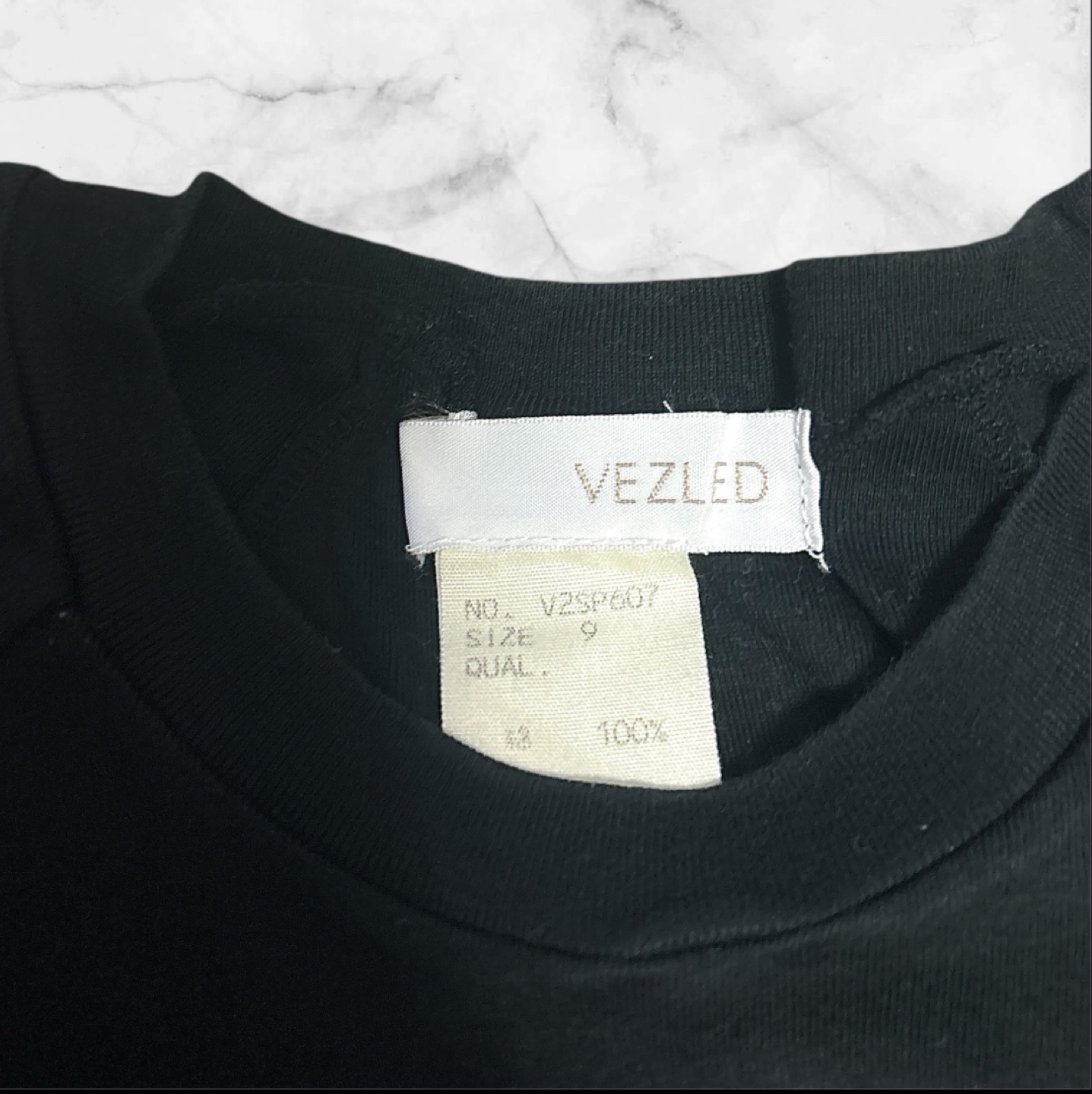 VEZLED Tシャツ　サイズ９　レディースの写真8枚目