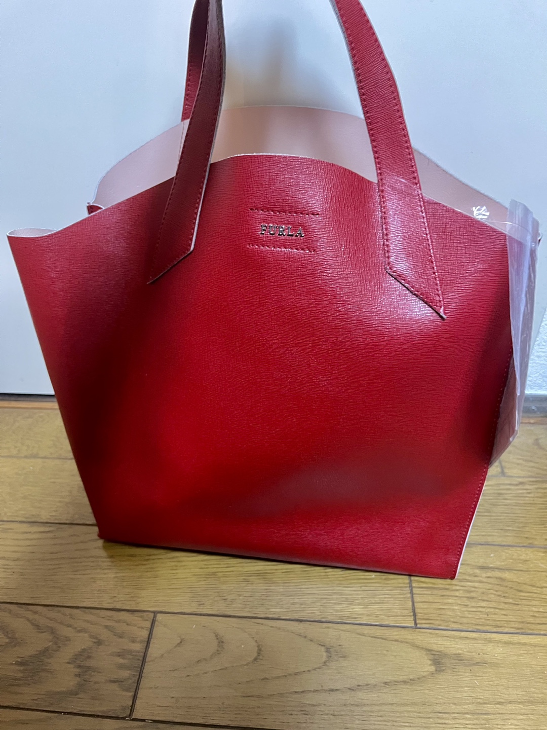 FURLA レディースバッグ　赤