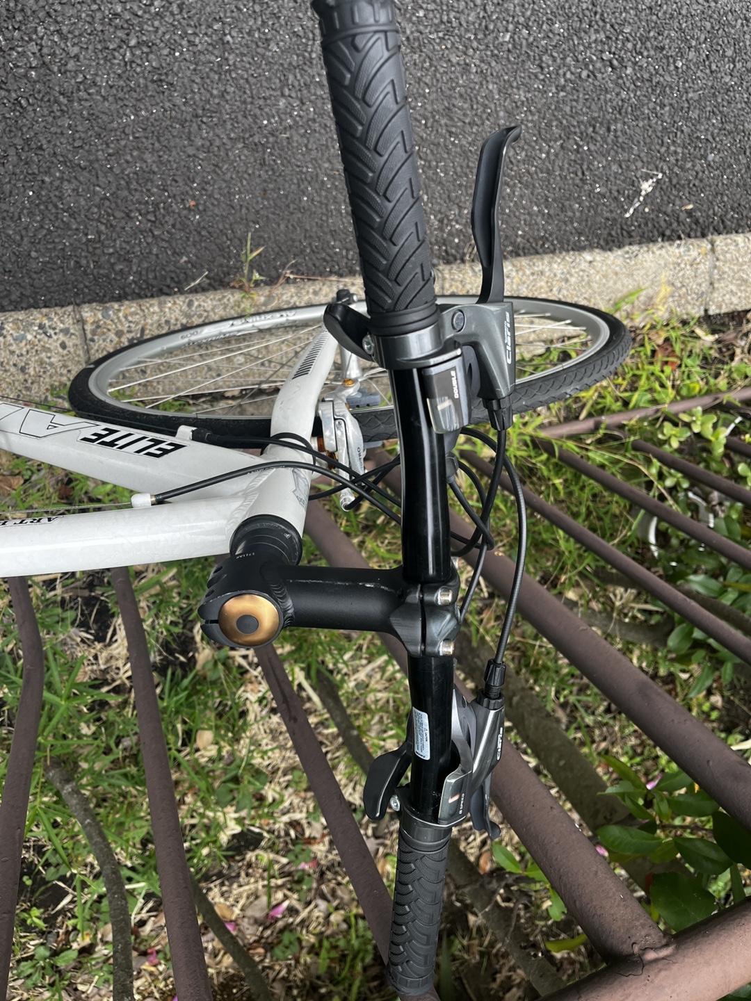 クロスバイクの写真3枚目