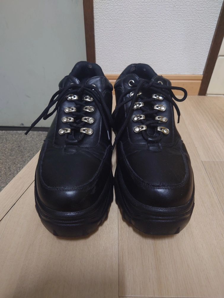ADRER ハイソールリングダッドスニーカー ブラックの写真3枚目