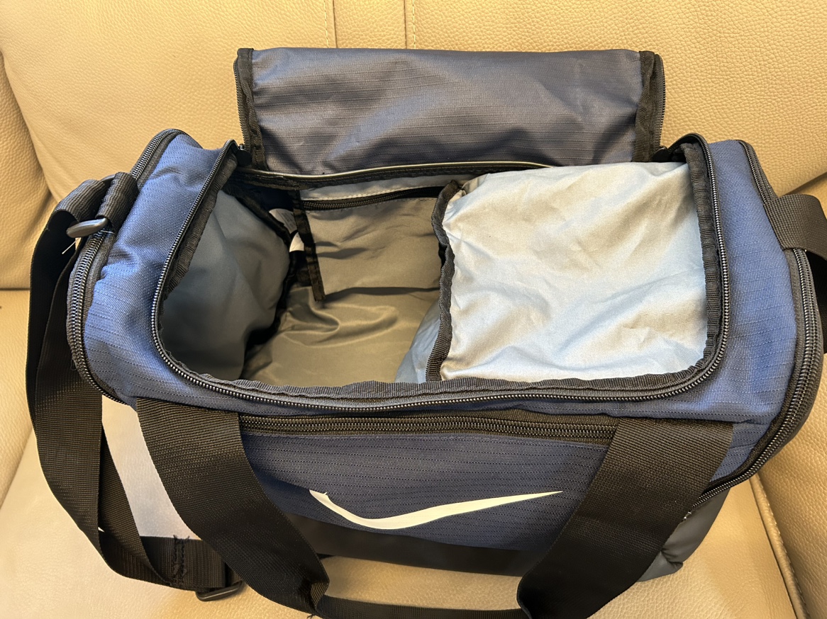 NIKEスポーツバック  XSサイズ 25リットルの写真3枚目