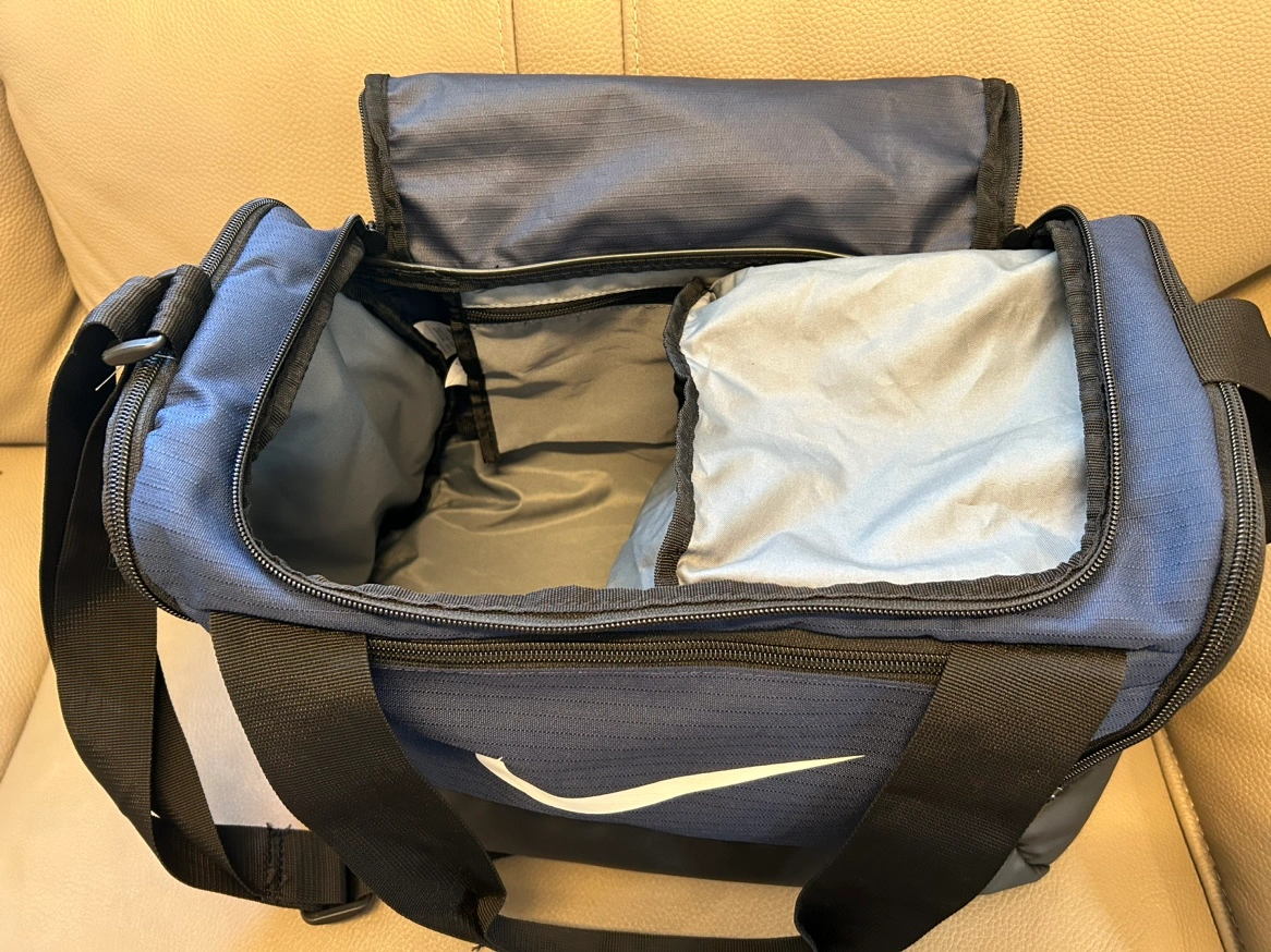 NIKEスポーツバック XSサイズ 25リットルの写真3枚目