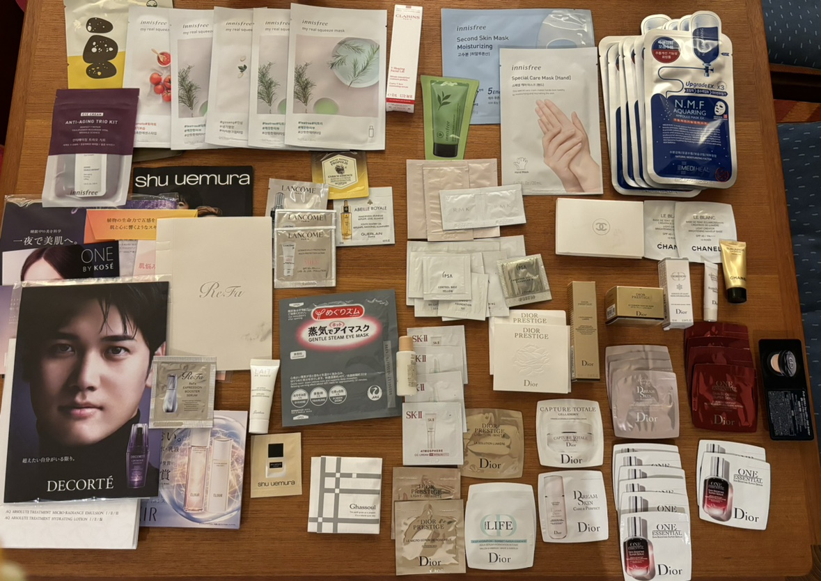 化粧品　新品➕試供品