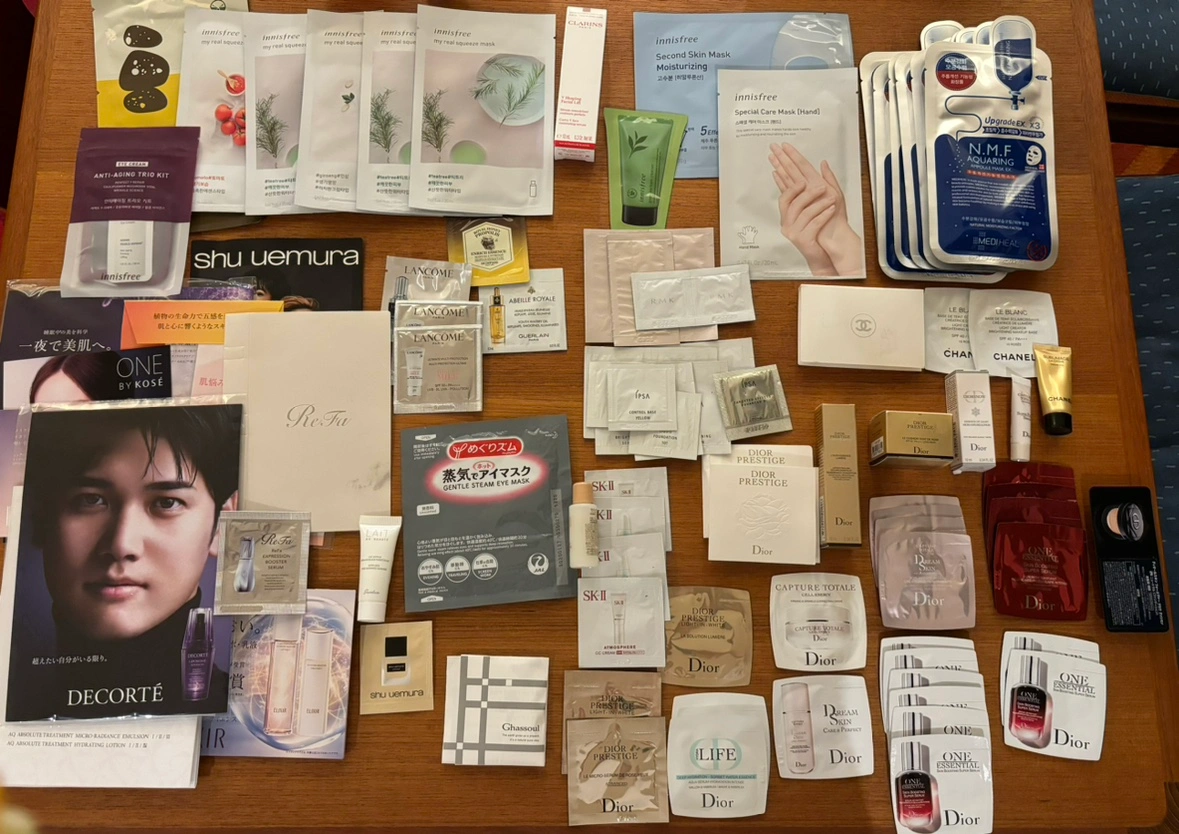 化粧品 新品➕試供品