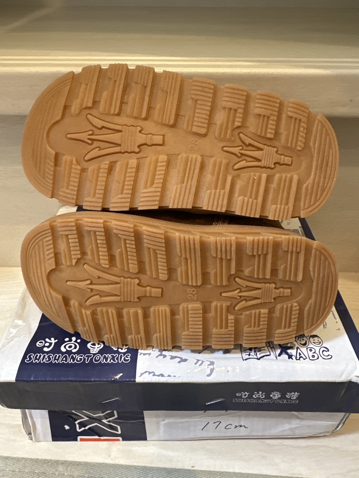 【新品】ボア　ブーツ　17.0㎝の写真5枚目