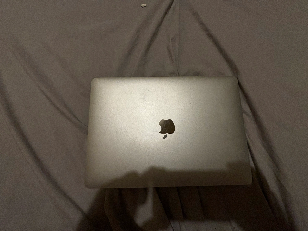 macbookの写真2枚目