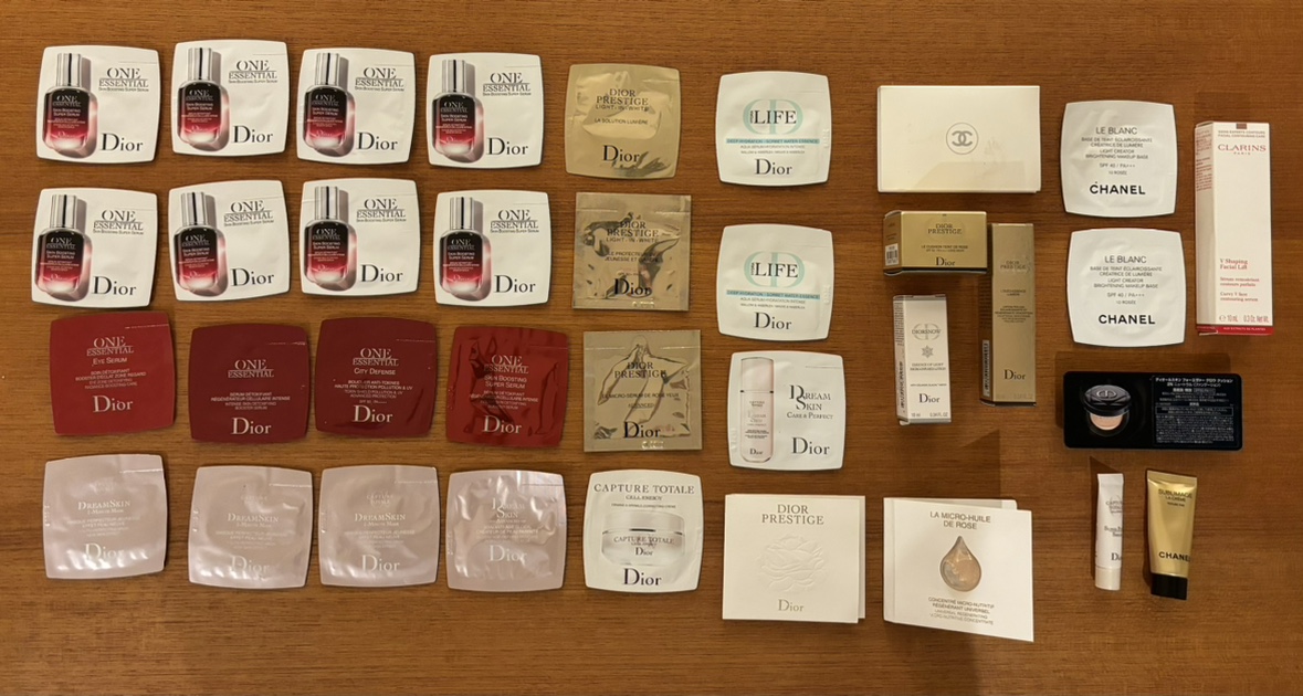 化粧品　新品➕試供品の写真2枚目