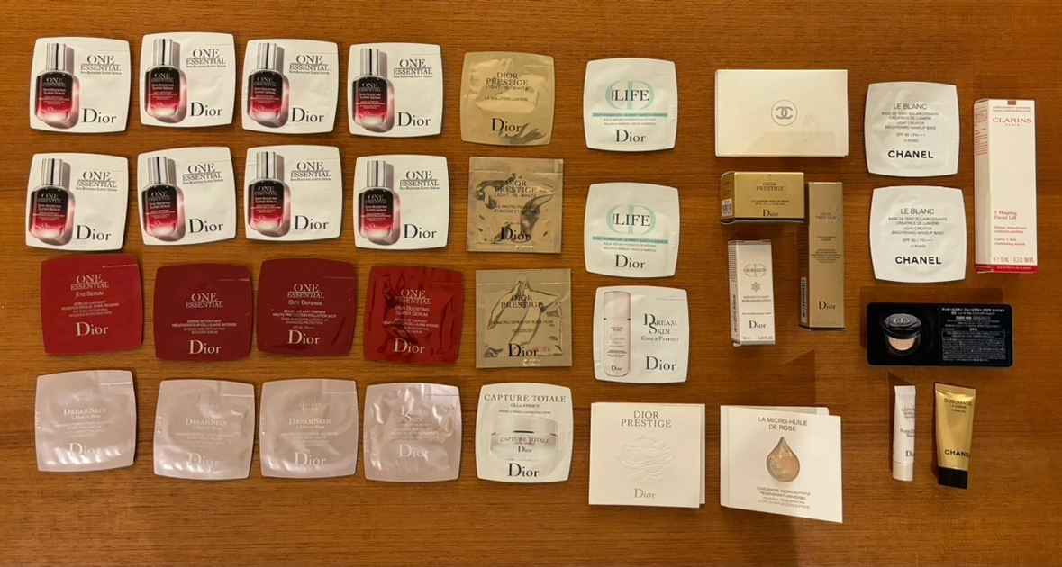 化粧品 新品➕試供品の写真2枚目