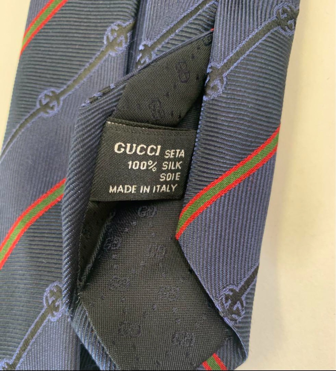 Gucci ネクタイ 中古 美品の写真3枚目