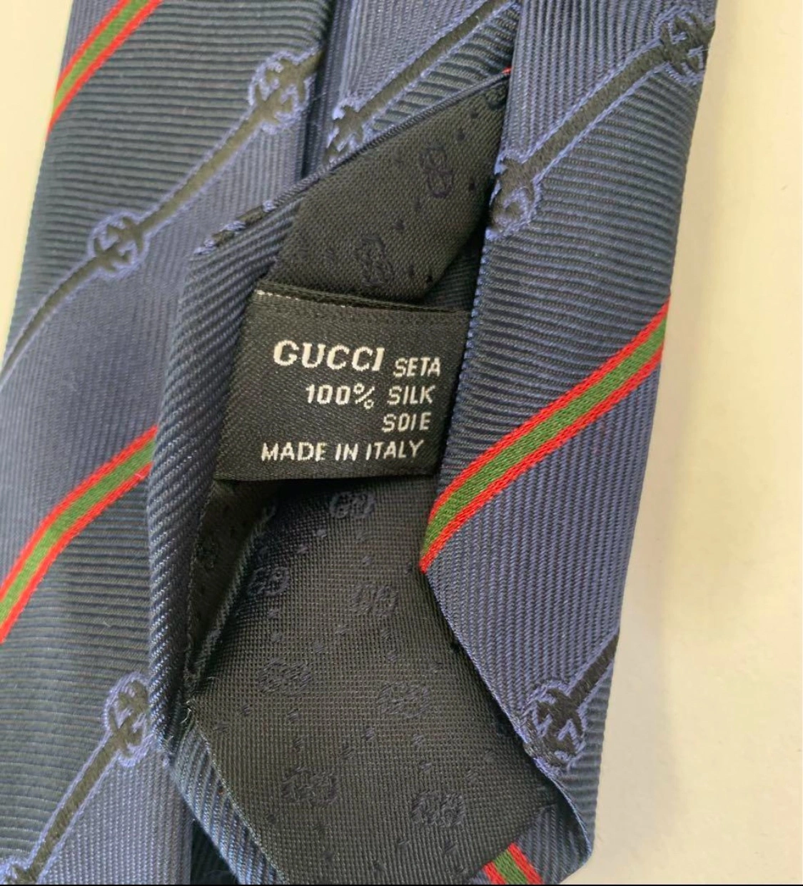 Gucci ネクタイ 中古 美品の写真3枚目