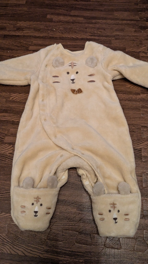 ベビー服2枚セットもふもふ冬服の写真6枚目