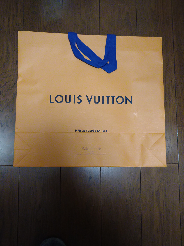 LOUIS VUITTON 袋