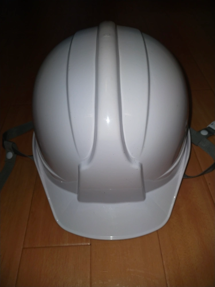 ヘルメットの写真2枚目