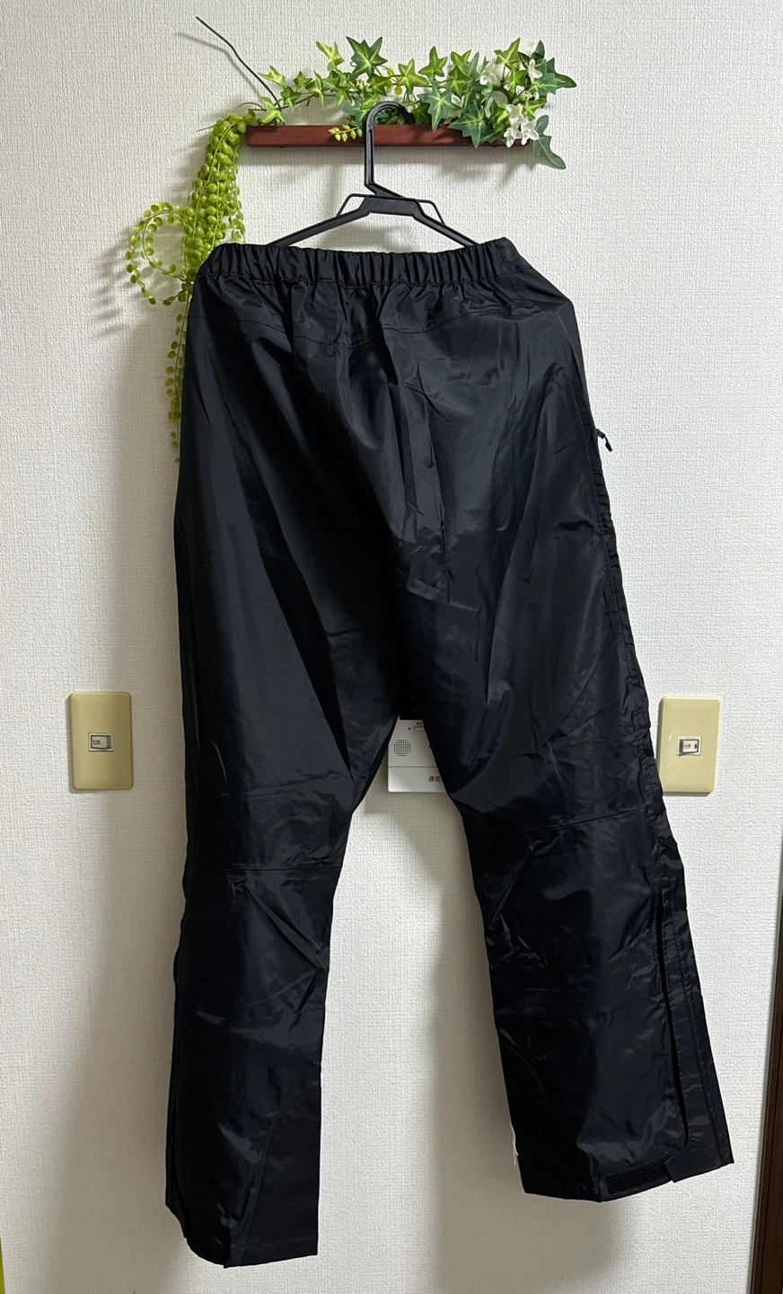 防水パンツ スノボーウェアの写真3枚目