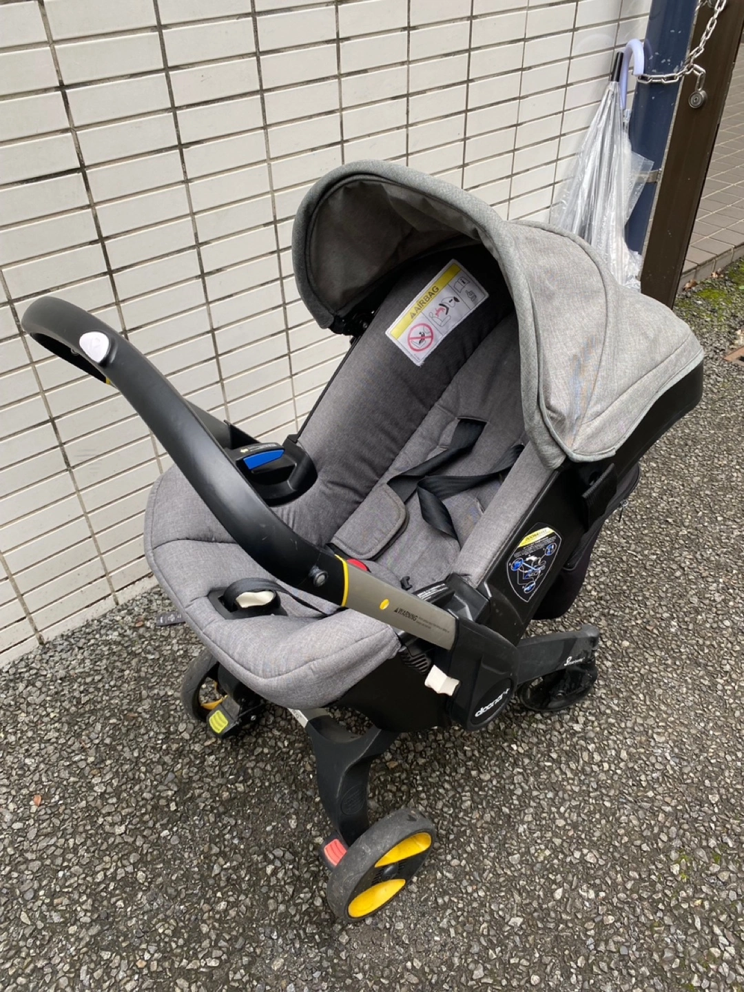 A型ベビーカー (チャイルドシートにもなる)の写真2枚目