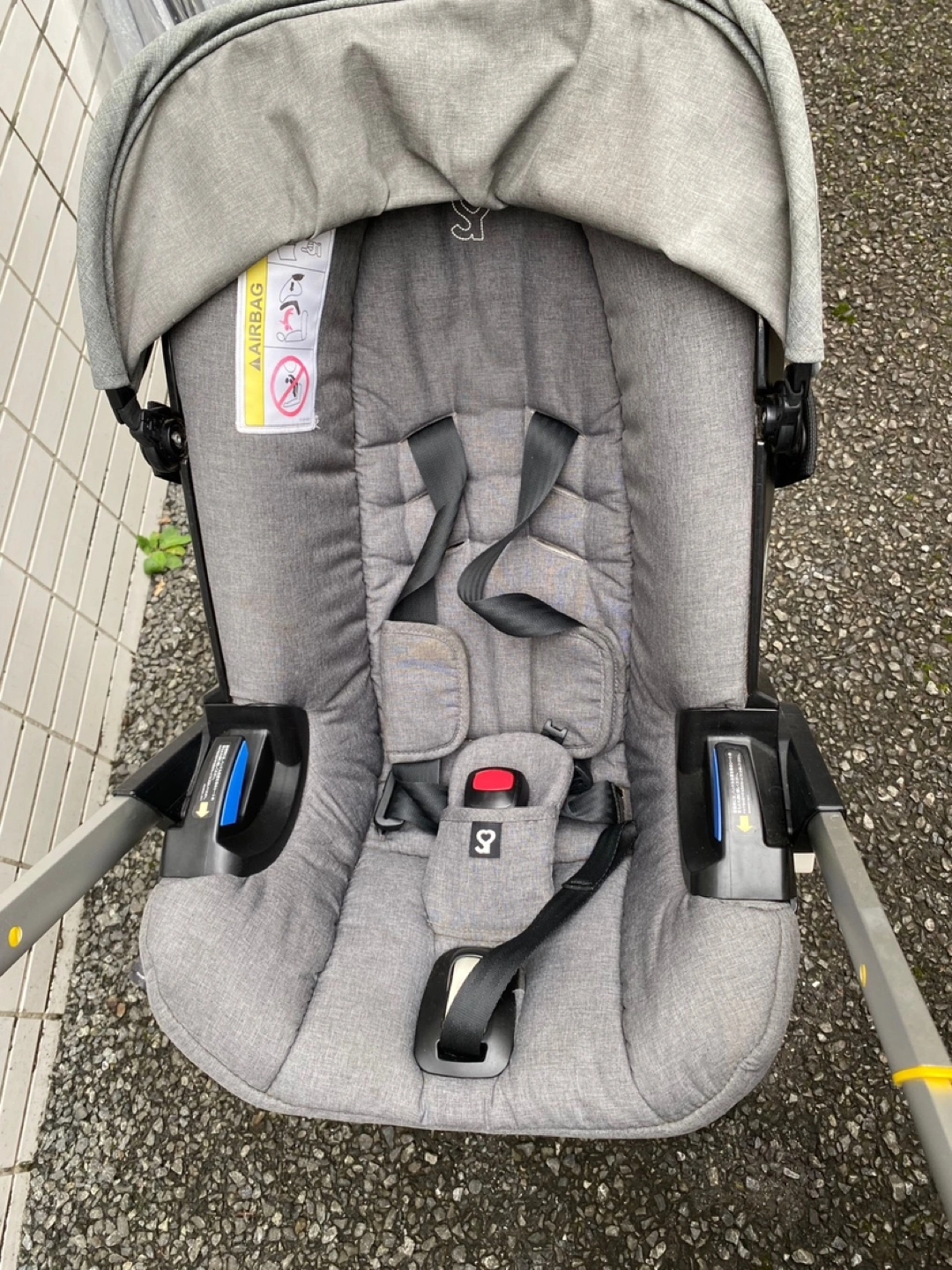 A型ベビーカー (チャイルドシートにもなる)の写真5枚目