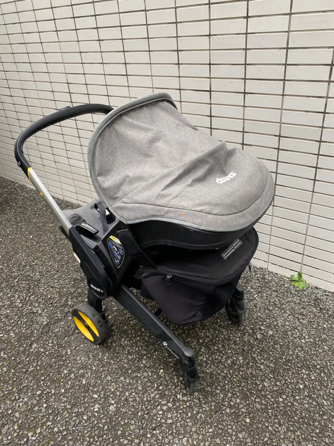 A型ベビーカー (チャイルドシートにもなる)の写真3枚目
