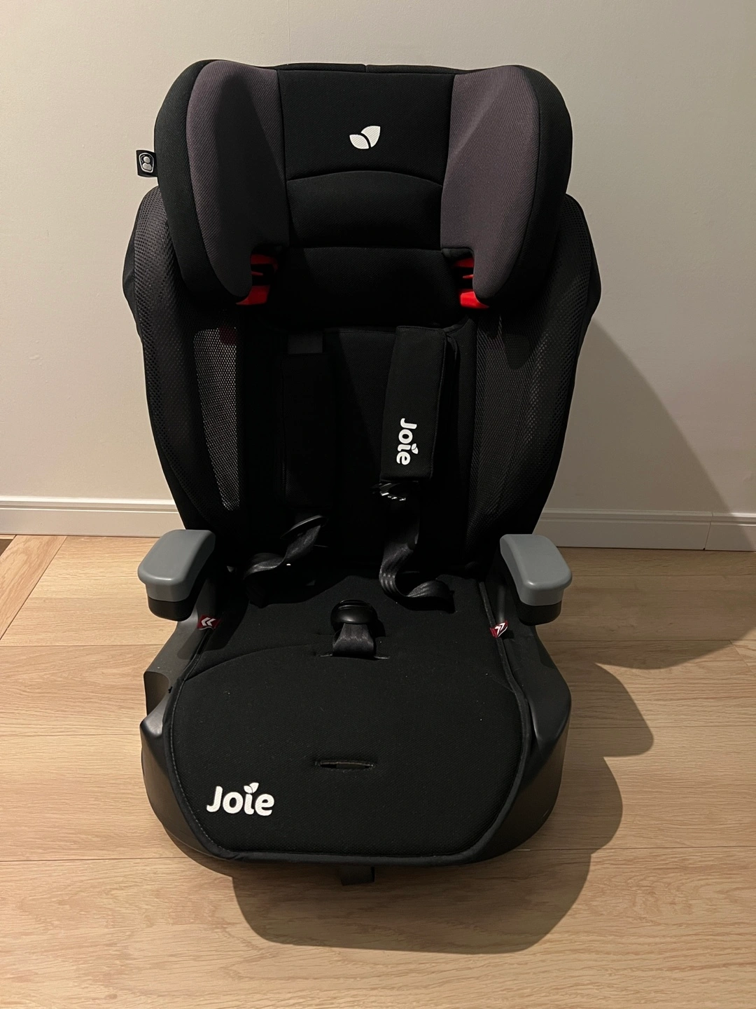 Joieチャイルドシート 説明書なし
