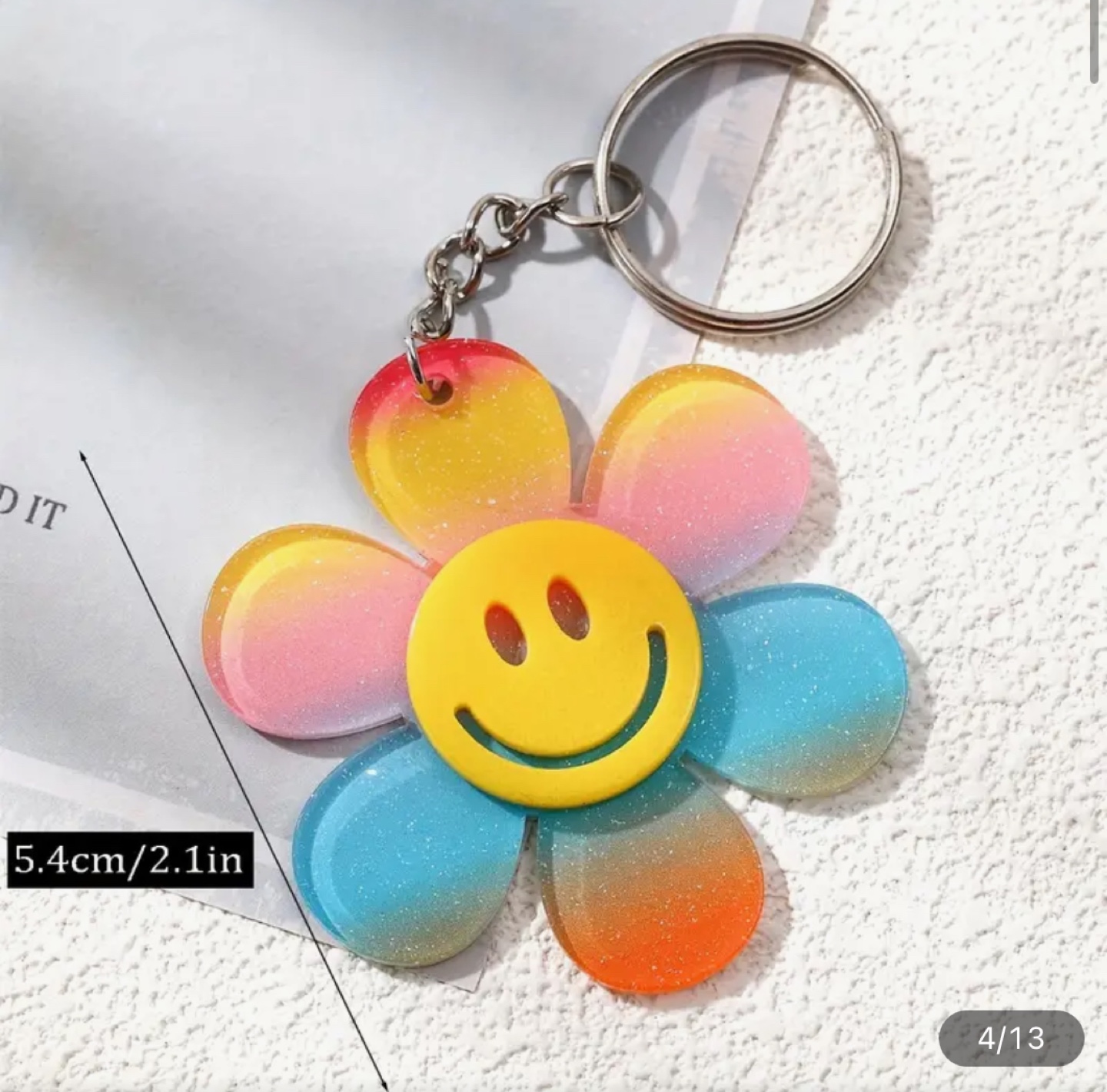 【新品】ニコちゃん　カラフル　キーホルダーの写真3枚目