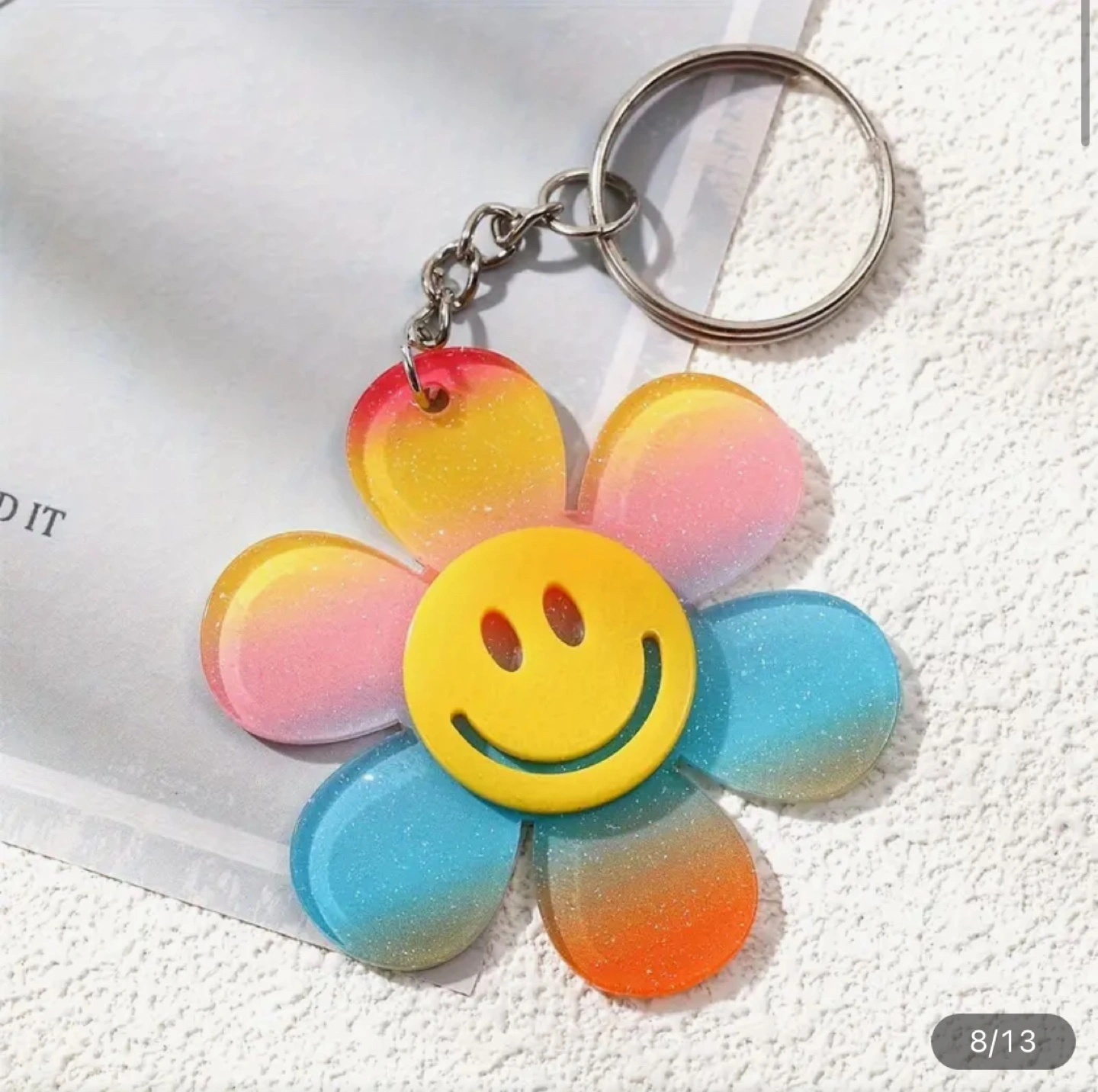 【新品】ニコちゃん カラフル キーホルダーの写真2枚目