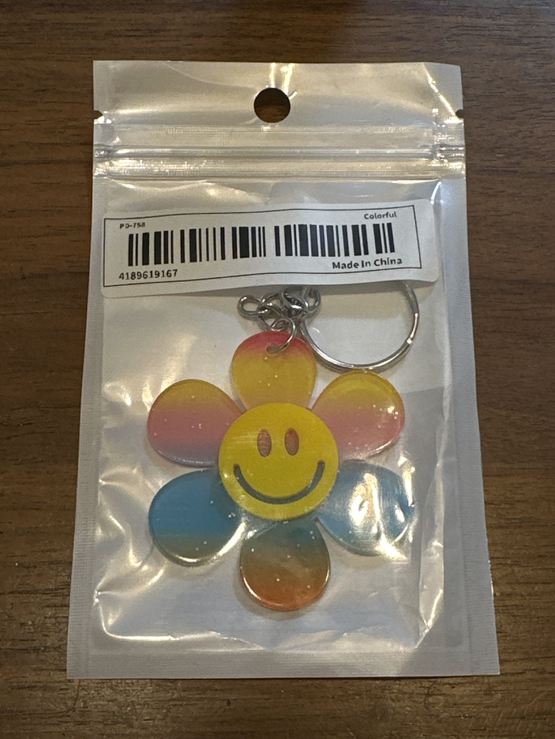 【新品】ニコちゃん　カラフル　キーホルダーの写真4枚目