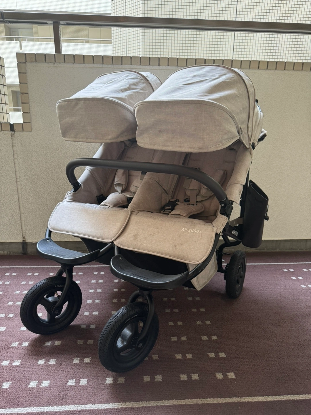 【エアバギー】ココダブル双子用ベビーカー