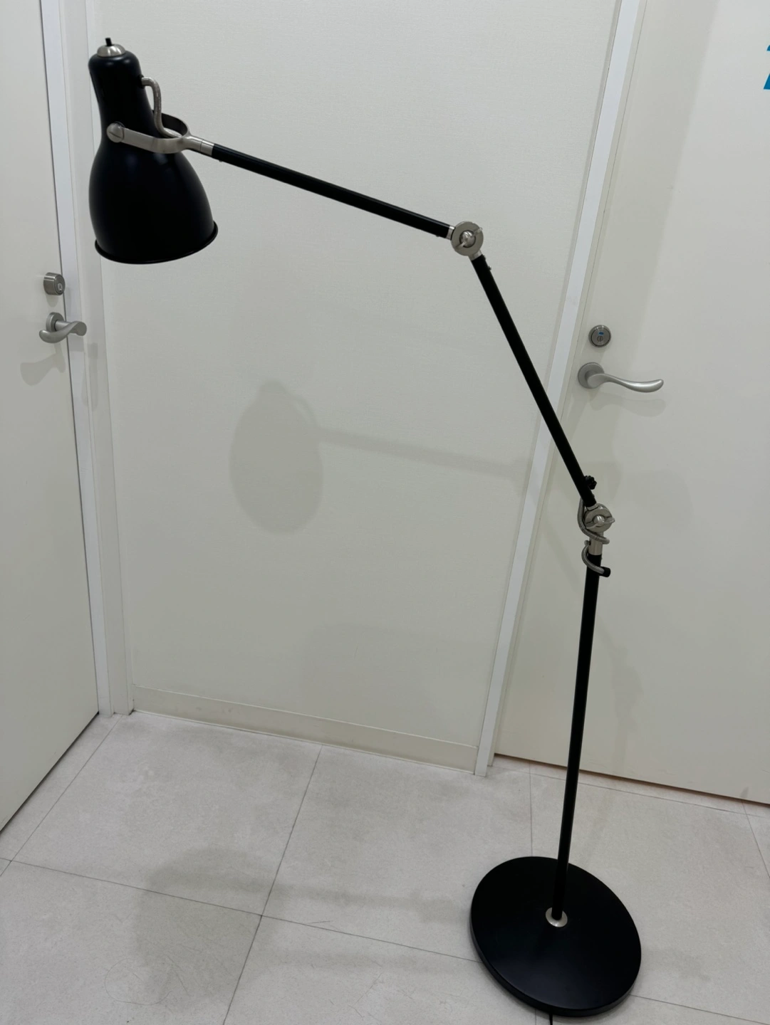スタンドライト 〈電球付き〉