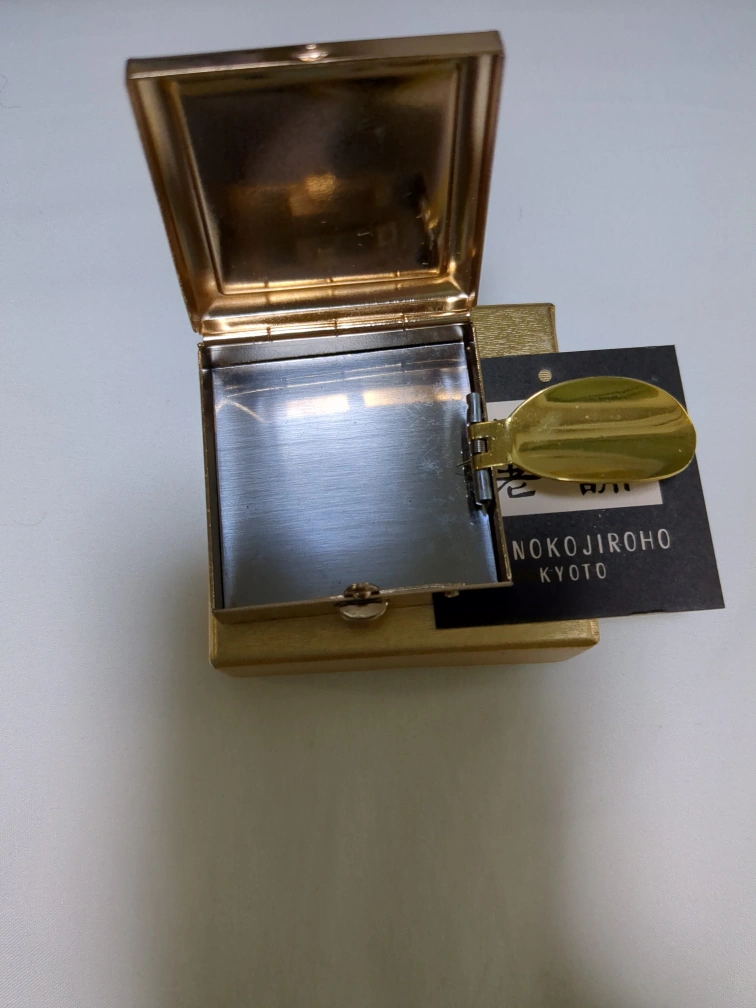 【値下げしました♬】新品 携帯灰皿の写真2枚目