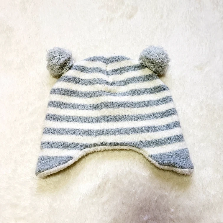 ニット帽 3点セット 46~48cm ストライプ柄 耳付 GAPアカチャンホンポの写真3枚目