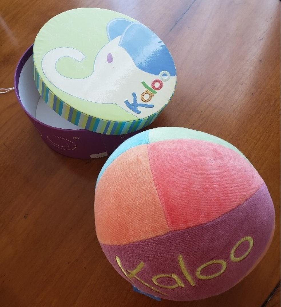 Kaloo カルー　布製ボール