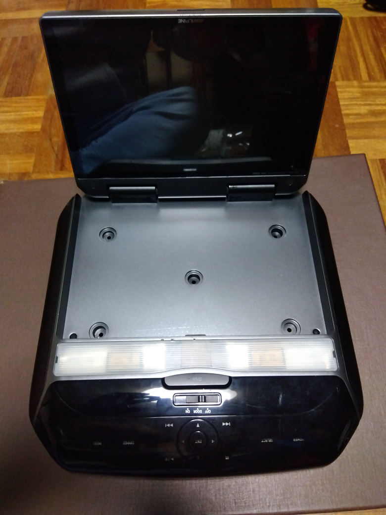 （ご成約）アルパイン TMX-R1500 10.2インチ フリップ ダウン モニターの写真2枚目